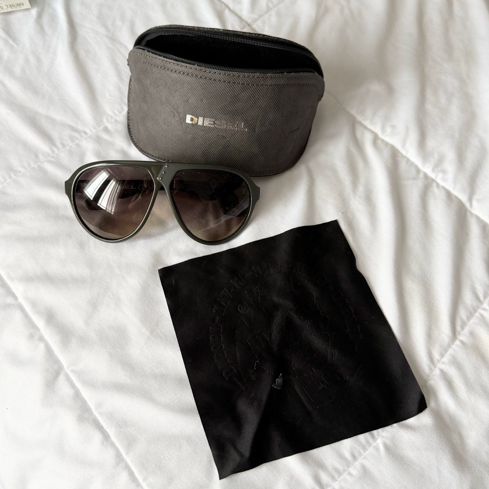 Diesel Grey/Green DL003 Aviator Sunglasses